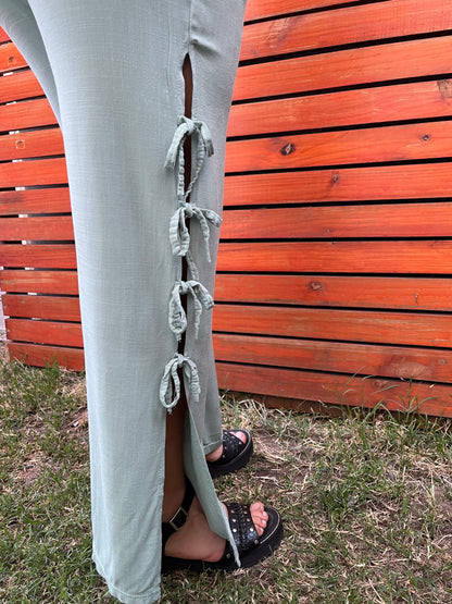 Pantalón lazos