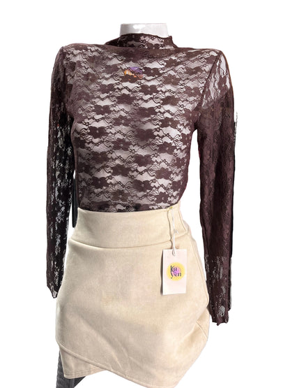 Poleras encaje cuello alto