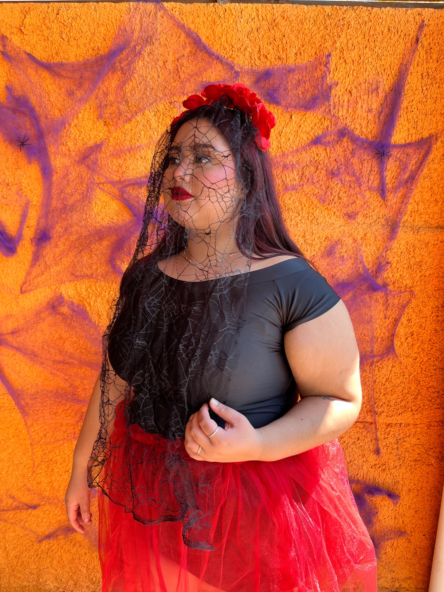 Cintillo catrina roja con encaje negro