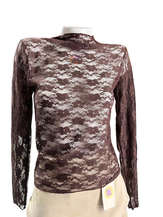 Poleras encaje cuello alto