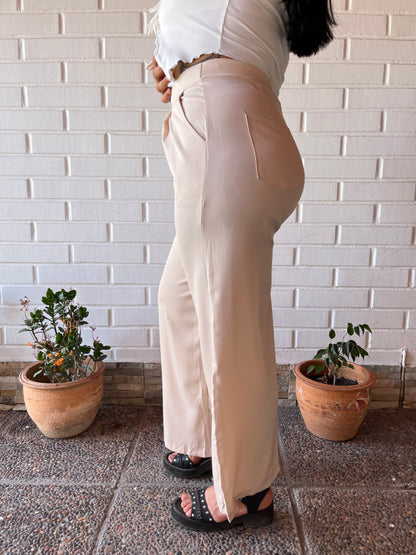 Pantalón formal con lazo a un costado