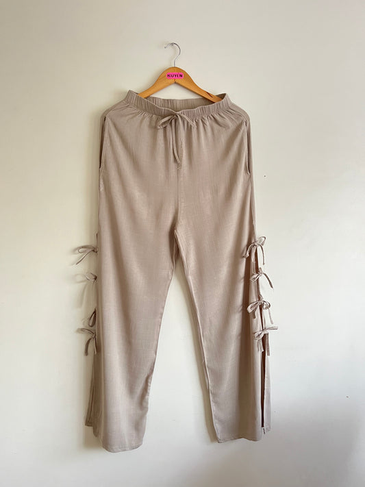 Pantalón lazos