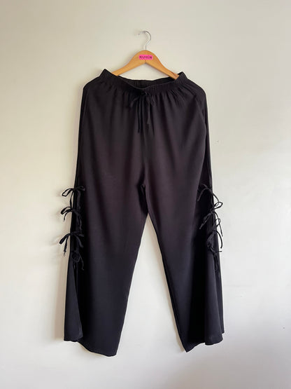 Pantalón lazos